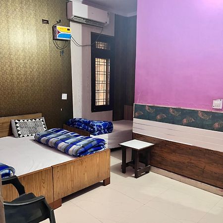 Hotel Pushpanjali Haldwāni Dış mekan fotoğraf