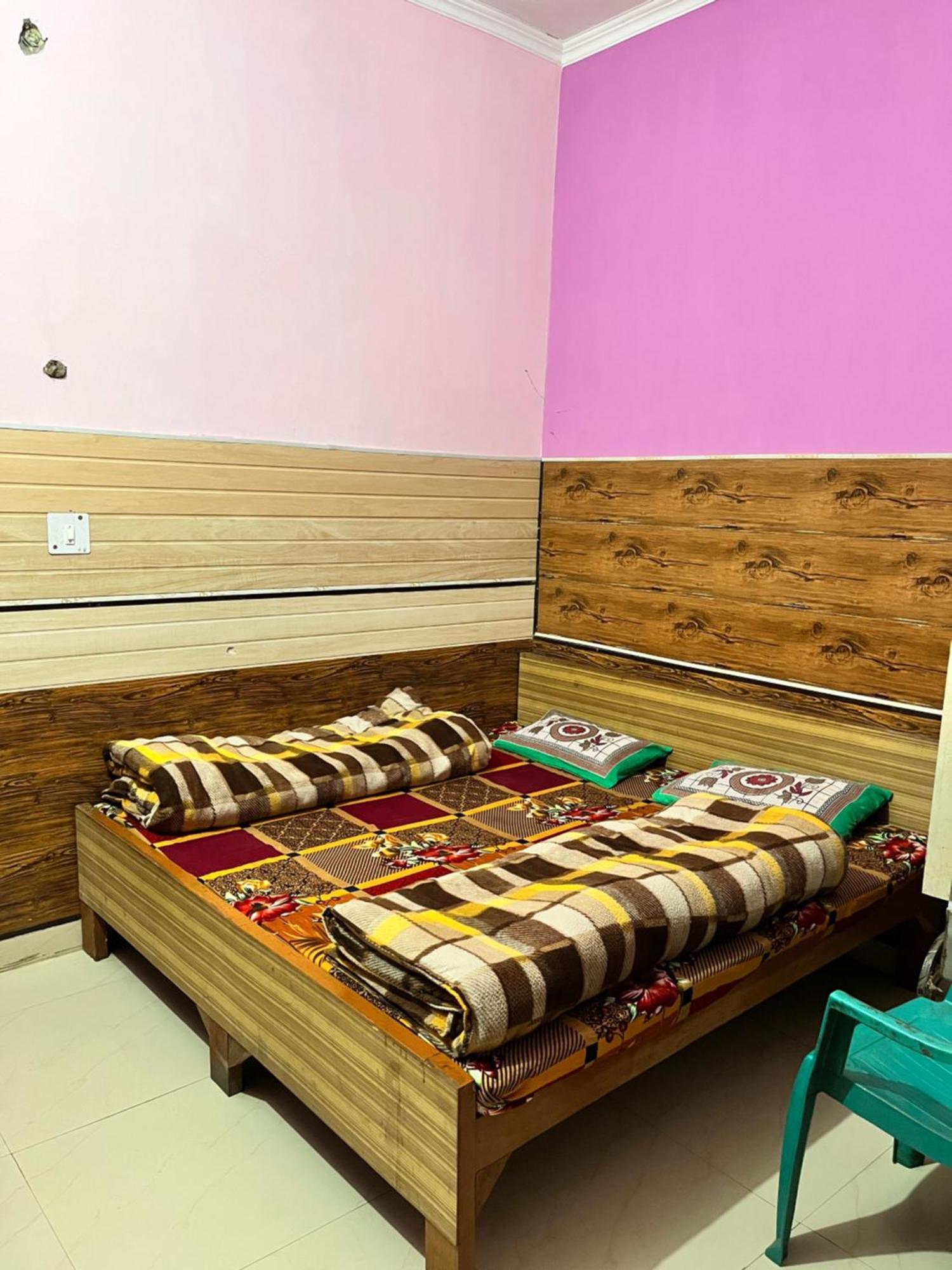 Hotel Pushpanjali Haldwāni Dış mekan fotoğraf