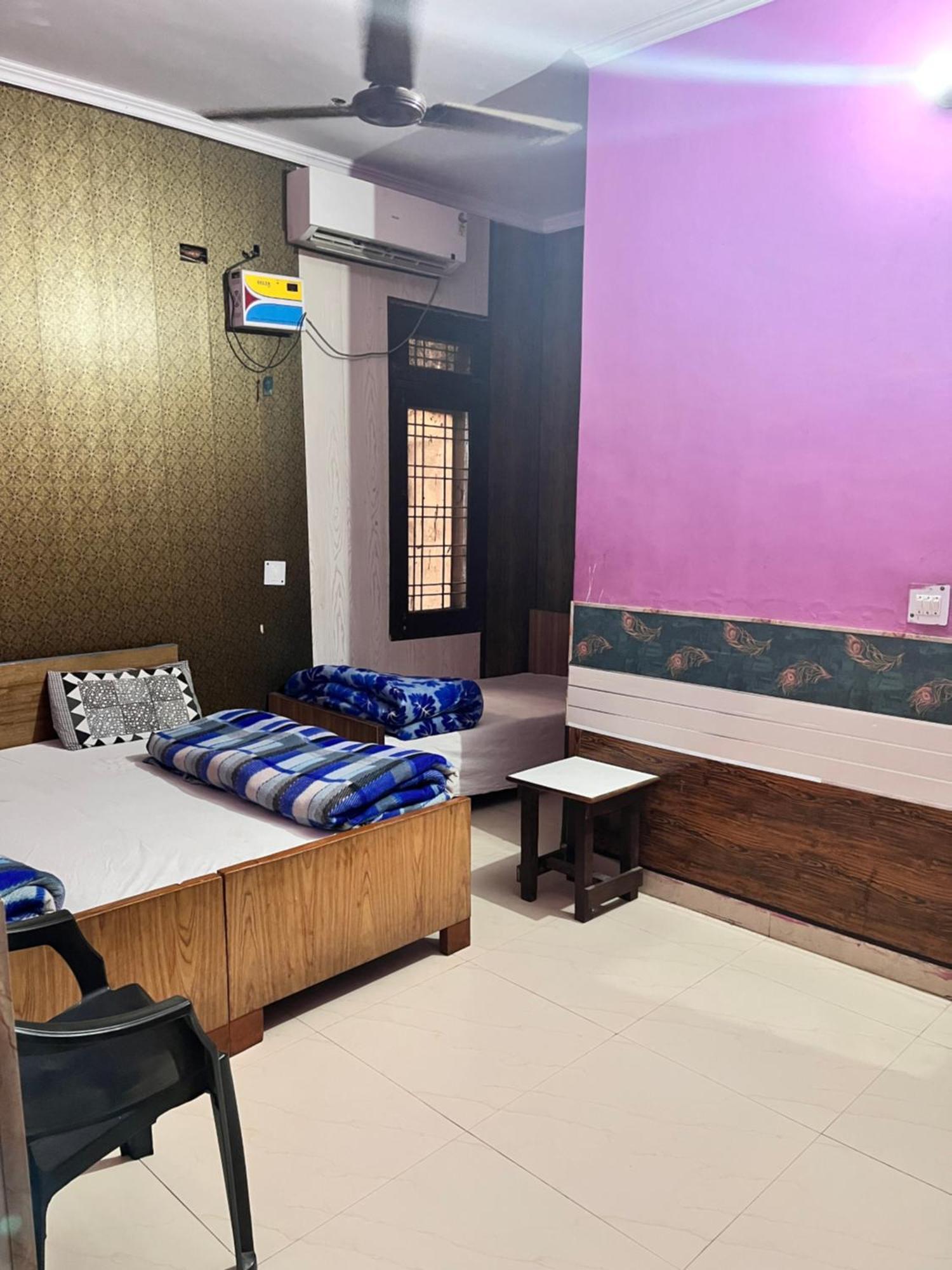 Hotel Pushpanjali Haldwāni Dış mekan fotoğraf